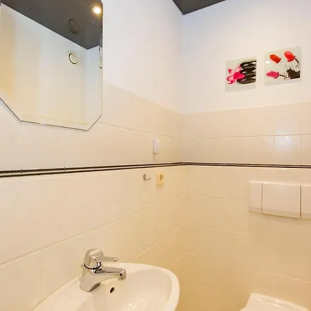 Trafalgar 221 Apartament